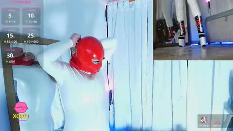 Snapshot of latex_rose_daniels chatting on March 29, 11:16 pm ROSE online show from March 29, 11:16 pm