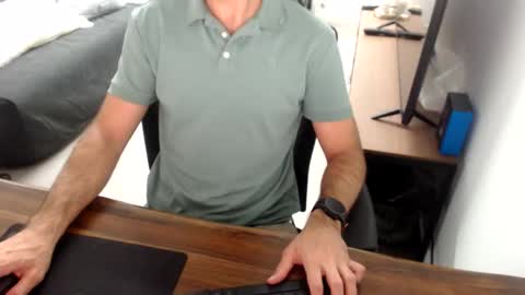 Snapshot of latexdave84 chatting on January 14, 5:57 am latexdave84 online show from January 14, 5:57 am