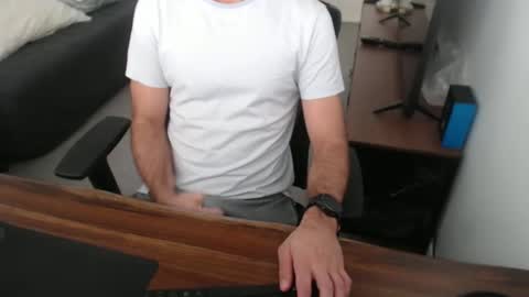 Snapshot of latexdave84 chatting on January 16, 3:43 am latexdave84 online show from January 16, 3:43 am