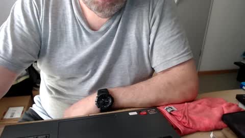 Andreas  Latexlover  online show from April 3, 2:48 pm