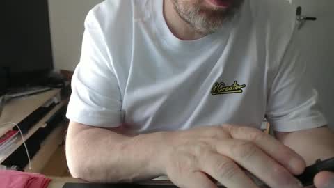 Snapshot of latexloverch71 chatting on April 16, 11:22 am Andreas Latexlover online show from April 16, 11:22 am