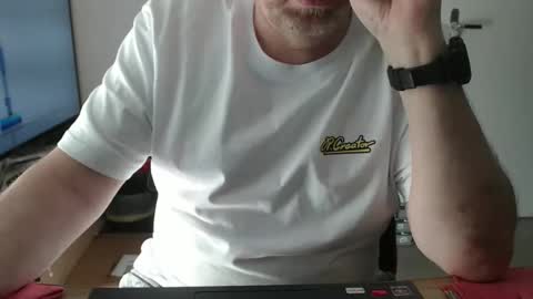 Snapshot of latexloverch71 chatting on April 24, 11:56 am Andreas Latexlover online show from April 24, 11:56 am