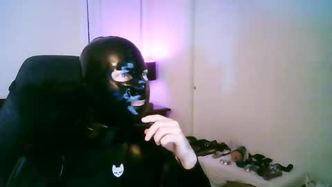 latexminheadroom online show from September 18, 2:35 am