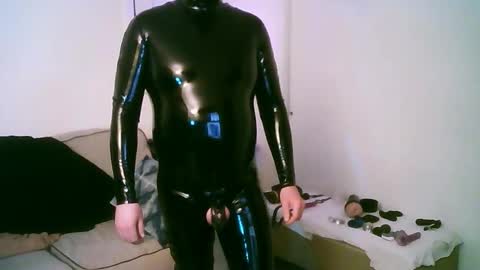 latexminheadroom online show from January 16, 2:26 am