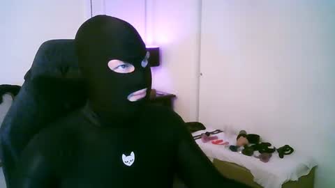 latexminheadroom online show from July 16, 3:34 am
