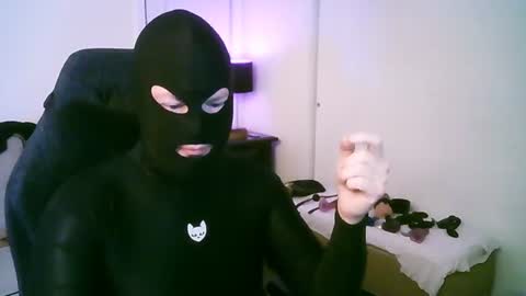latexminheadroom online show from July 20, 5:11 am