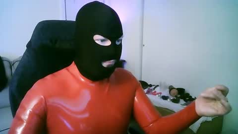 latexminheadroom online show from July 27, 4:52 am