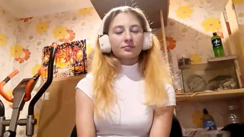 Amelia online show from October 9, 4:38 pm