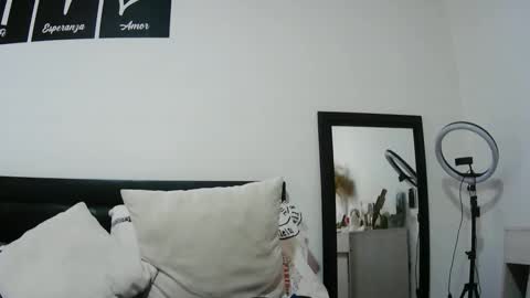 Snapshot of latiinvenushot chatting on September 29, 6:35 pm latiinvenushot online show from September 29, 6:35 pm