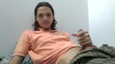 Snapshot of latin_boi6 chatting on March 6, 1:16 am Angel online show from March 6, 1:16 am