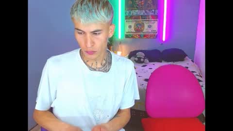 latin_boysxxx_ online show from October 27, 2:48 am