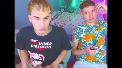 latin_boysxxx_ online show from December 5, 6:04 pm