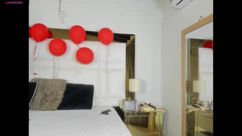 Johana y Santiago online show from February 16, 3:47 am