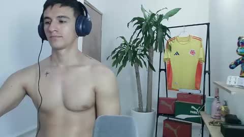 Steven online show from January 15, 9:07 pm