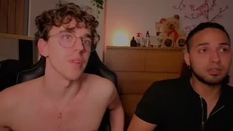  Free OF online show from April 9, 6:35 pm