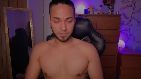 Snapshot of latin_luxury_i chatting on May 13, 5:38 am Free OF online show from May 13, 5:38 am