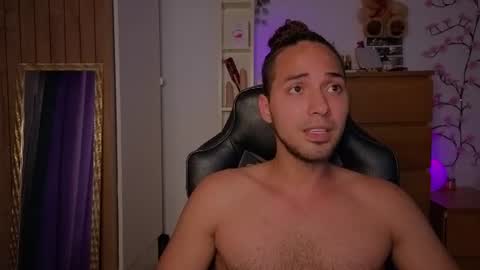 Snapshot of latin_luxury_i chatting on July 6, 11:07 pm Free OF online show from July 6, 11:07 pm