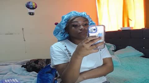 karen online show from March 10, 7:07 pm