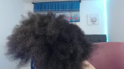 karen online show from April 18, 2:37 am