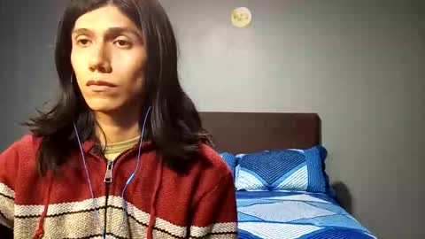 Snapshot of latin_shado chatting on October 10, 8:46 am Shado online show from October 10, 8:46 am