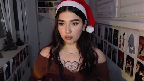 miiiiiiaaaa online show from December 16, 8:48 pm