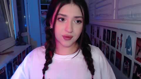 miiiiiiaaaa online show from February 13, 4:11 am