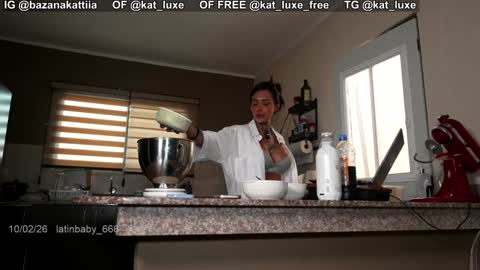 Snapshot of latinbaby_666 chatting on February 12, 11:00 pm Kattiia INSTAGRAM bazanakattiia If you like my show give me a like please I LOVE YOU online show from February 12, 11:00 pm