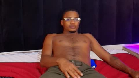 latinblack_98 online show from January 8, 11:29 pm