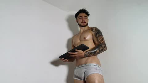 LatinBoyVIP  Colombian online show from June 7, 1:43 am