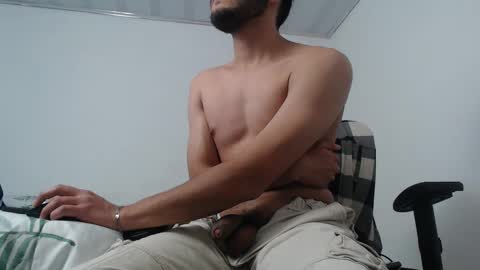 camilo online show from December 6, 1:29 am