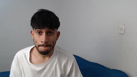 camilo online show from December 25, 2:03 am