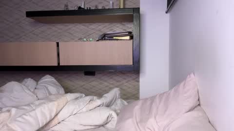 Hi -  online show from December 29, 2:38 am