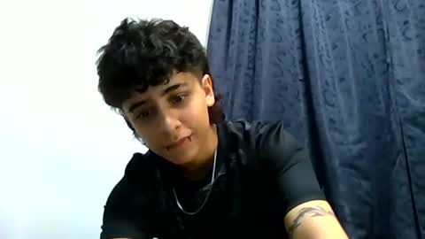 Snapshot of latinheatx22 chatting on August 8, 12:57 am latinheatx22 online show from August 8, 12:57 am
