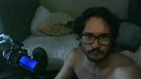 Snapshot of latinincognito chatting on April 22, 6:16 am latinincognito online show from April 22, 6:16 am
