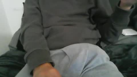 latinman7945 online show from February 16, 7:15 am