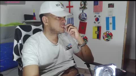 Snapshot of latinmartin254 chatting on June 29, 4:41 am latinmartin254 online show from June 29, 4:41 am