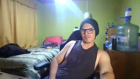 latinn_babe online show from March 26, 3:12 am