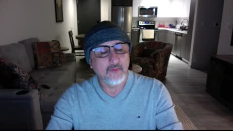 QS - INDEPENDENT MODEL online show from December 25, 3:29 am