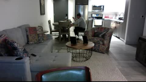 QS - INDEPENDENT MODEL online show from December 26, 3:06 am