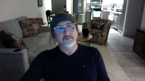 QS - INDEPENDENT MODEL online show from January 28, 3:36 am