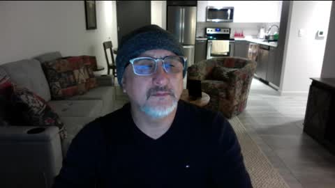 QS - INDEPENDENT MODEL online show from February 10, 1:24 am