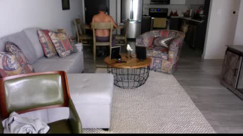 QS - INDEPENDENT MODEL online show from February 25, 6:42 pm