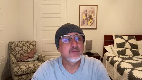 QS - INDEPENDENT MODEL online show from October 13, 2:55 am