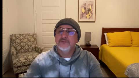 QS - INDEPENDENT MODEL online show from December 16, 4:39 am