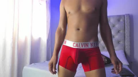 latinodark online show from February 19, 1:07 pm