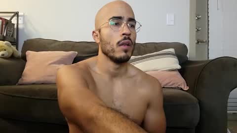 Snapshot of latinomixedbbc chatting on March 10, 1:12 am latinomixedbbc online show from March 10, 1:12 am