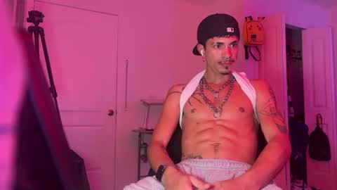 latinprincee online show from January 17, 10:09 am