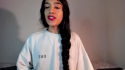 Snapshot of latinsecretfantasy chatting on February 19, 1:50 pm latinsecretfantasy online show from February 19, 1:50 pm