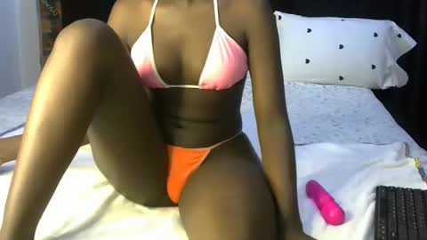latoya_shines online show from March 18, 8:39 am