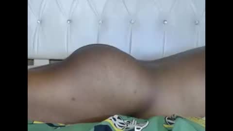 Snapshot of latoyyabed1 chatting on January 9, 11:02 pm latoyyabed1 online show from January 9, 11:02 pm